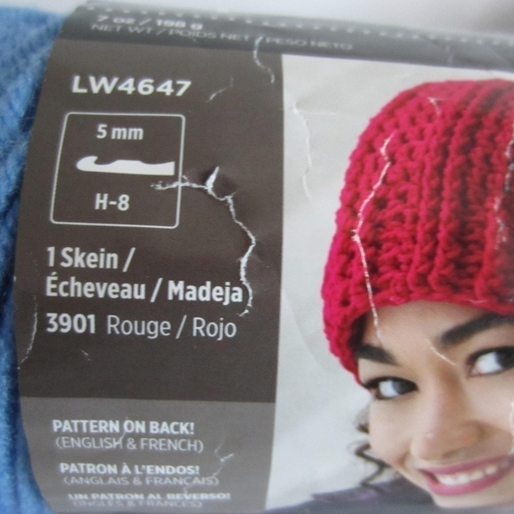 Red Heart Yarn lot of two Blue/Buff Fleck;‎ NWT - Picture 12 of 13